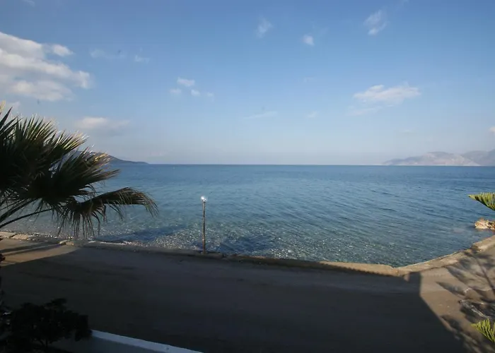 Manthos Sea View